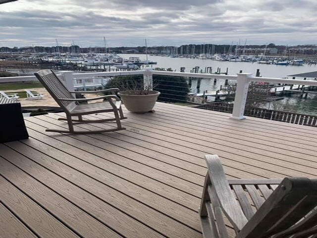 Cable railing and Enclosure pics 4